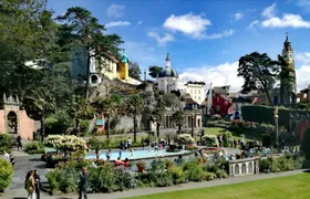 Full Day Portmeirion, Castles and Snowdonia Viewpoint Tour