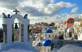 Private Classic Santorini Panorama: Visit the most popular destinations!