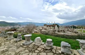 Sites & Bites: Sirince tour, St John’s Basilica and Turkish meze