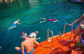 Snorkel Trip to Koh Nangyuan and Bays of Koh Tao By The Oxygen