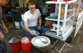 Secret Island Food Walk by Night in Ho Chi Minh City