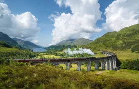 Glenfinnan, Fort William and Glencoe Adventure from Edinburgh