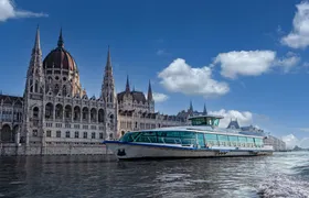 Budapest 70-minute Daytime Sightseeing Cruise Duna Bella
