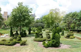 Self-Guided Scavenger Hunt: Columbus Sails East