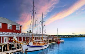 Peggy's Cove sunset tour from Halifax