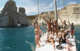 Milos Small-Group Full-Day Cruise with Snorkelling and Lunch