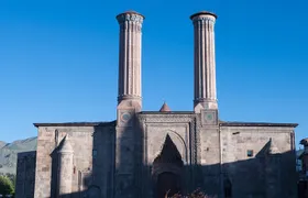 All-inclusive Private Guided Walking Tour of Erzurum City