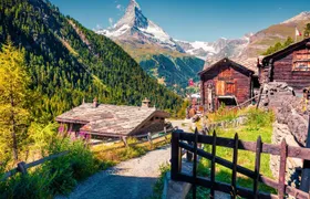 2-hour walking guided tour in Zermatt