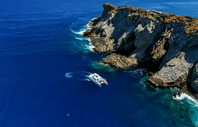 Niihau and Na Pali Coast Full-Day Snorkeling Cruise