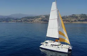 Day trip on a sailing catamaran in Sardinia