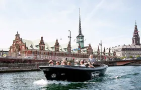 Social Sailing - Copenhagen Canal Tour - Captain's Favorite