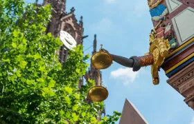Frankfurt highlights and New Old Town walking tour