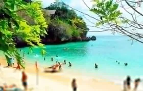  Bali Beaches Hopping - Uluwatu Temple