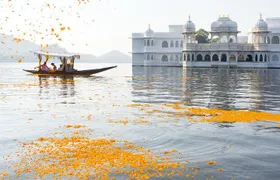 Guided Udaipur Tour With Drop Off To Jaipur Next Day.