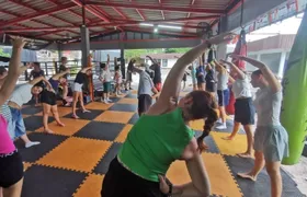 Group introduction class Muay Thai boxing for beginners in Koh Chang