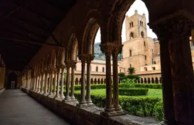 Palermo walking tour and Monreale Cathedral visit in Sicily