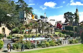 Portmeirion, Castles and Snowdonia Tour