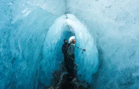 Vatnajökull ice cave tour with a glacier hike