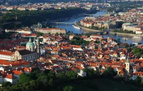 Prague full-day sightseeing tour with lunch and river cruise