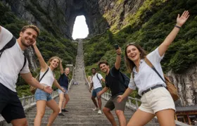 Tianmen Mountain private tour with cableway ride and live musical show
