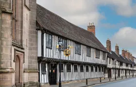Shakespeare's Schoolroom & Guildhall Entry Ticket and Tour