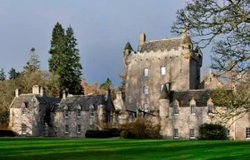 Cawdor Castle, Inverness, Culloden, Outlander and Loch Ness Tour
