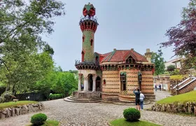 Comillas, Modernism & Gaudi with entrance tickets -small groups
