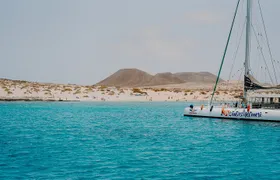 Lanzarote: La Graciosa island cruise with lunch and water activities