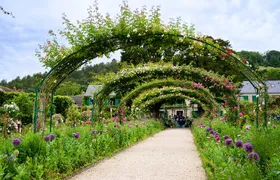 Monet's House and Garden & Giverny Village
