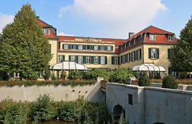 Private scavenger hunt around the Berge Castle in Gelsenkirchen