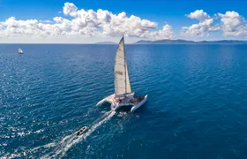 2-day Avatar Whitsunday sailing experience with overnight stay in trimaran