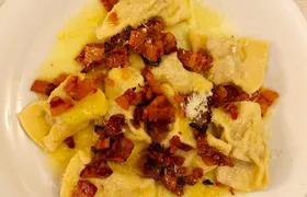 Traditional food tour in Bergamo