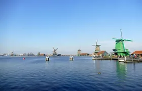 Zaanse Schans, Marken, Edam & Volendam - Day Trip