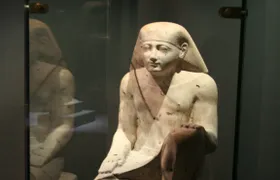 Half-day National Museum and Alexandrina Bibliotheca tour
