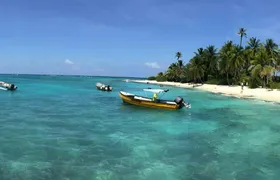 San Andrés islets tour with Johnny Cay, aquarium and mangroves