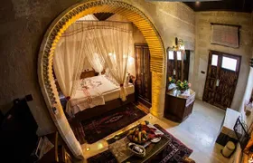 3 Days / 2 Nights Istanbul to Cappadocia Tour in a CAVE HOTEL