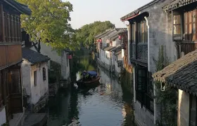 Suzhou and Zhouzhuang Water Village Private Day Tour with Lunch