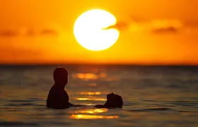 Shared Platinum Sunset Trip of Santorini via Hot Springs & White Beach