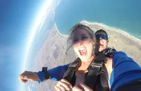 From Melbourne: Tandem Skydive over Great Ocean Road