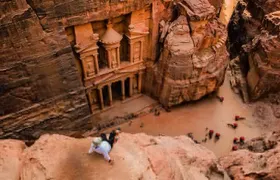 From Amman: Petra and Wadi rum Private/Group Full day Tour