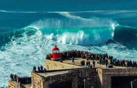 Full-day trip to Nazaré, Óbidos and Alcobaça from Lisbon