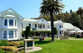 Napier Gourmet Winery Luncheon + 4 Best Wineries