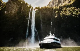 Milford Sound Luxury Cruise with Optional Lunch