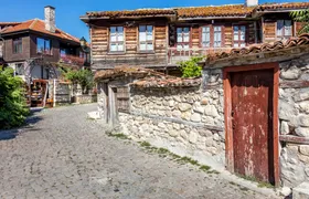 Half-day Nessebar old town walking tour with optional transportation