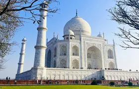 Private 2-Day Tour to The Taj Mahal and Agra with Both Side Commercial Flights