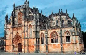 Alcobaça and Batalha Monasteries: Private Tour