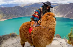 Quilotoa Full Day Tour from Quito with Entrances 