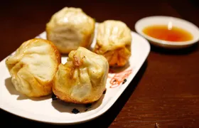 Authentic Local Food Tour in Central Shanghai
