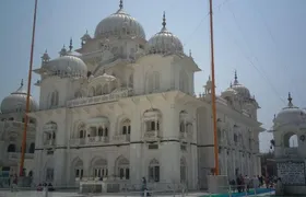 Historic Gurudwara Tour of Patna