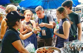 Thai Street Food & Morning Market Walking Tour in Hua Hin